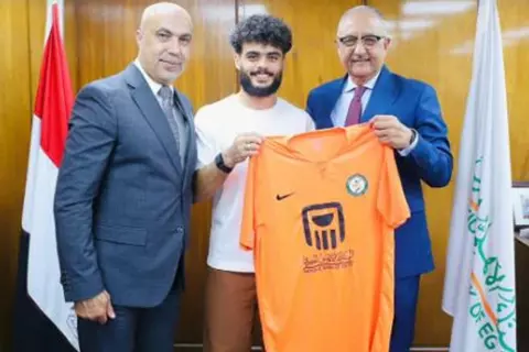 الثانية من إنبي.. البنك الأهلي يتعاقد مع مصطفى دويدار